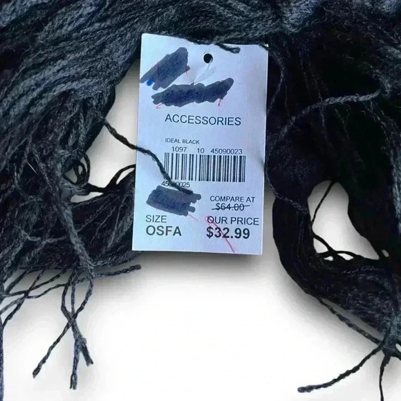 black chunky knit pullover poncho studded fringe sweater turtleneck tassels osfa - Picture 8 of 8